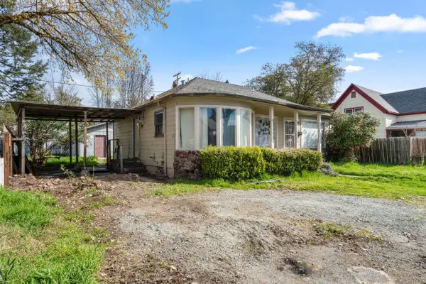 610 B ST, Grants Pass, OR 97526