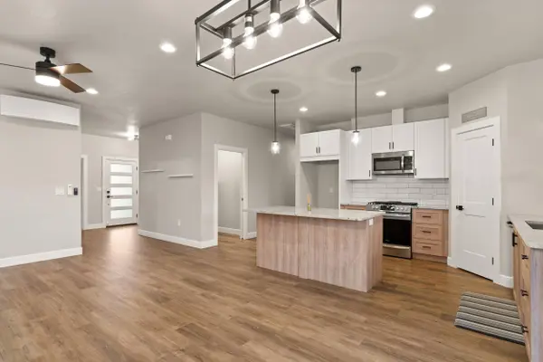 2569 Tiffin WAY, Medford, OR 97504