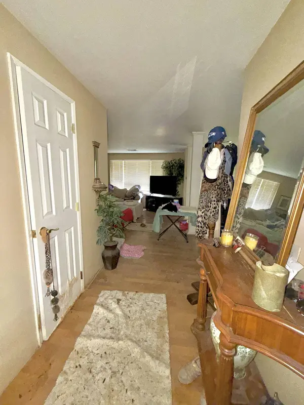 445 Midway RD, Medford, OR 97501