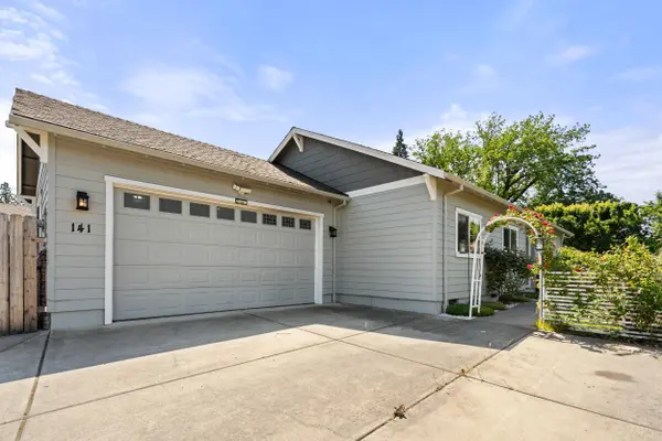 141 Alta LN, Central Point, OR 97502