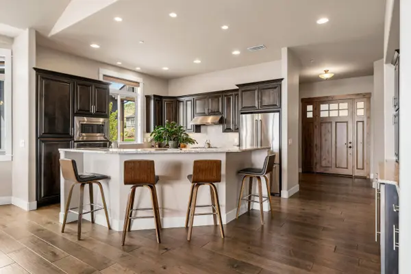 3250 Annapolis DR, Medford, OR 97504
