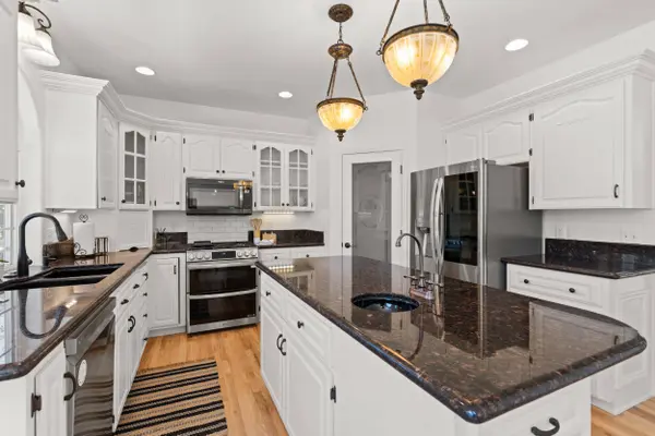 2768 Kerrisdale Ridge, Medford, OR 97504