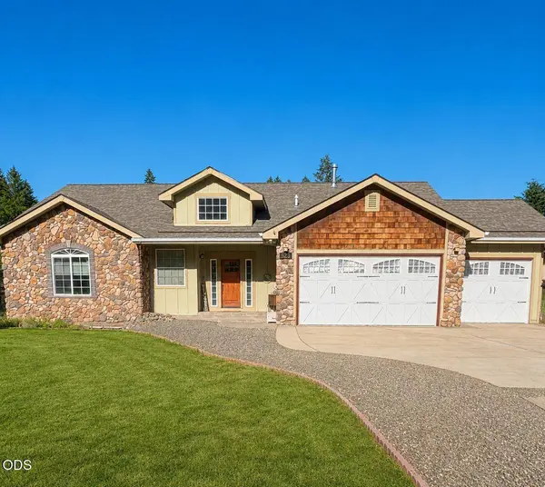 523 Forks, Cave Junction, OR 97523