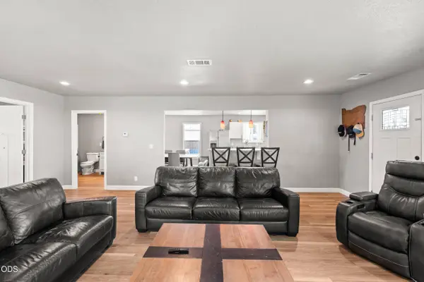 2540 Tennessee DR, Medford, OR 97501