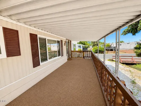 301 Freeman RD #UNIT 56, Central Point, OR 97502