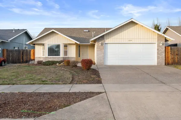 1629 Husker Butte LN