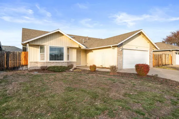 1629 Husker Butte LN, Medford, OR 97504