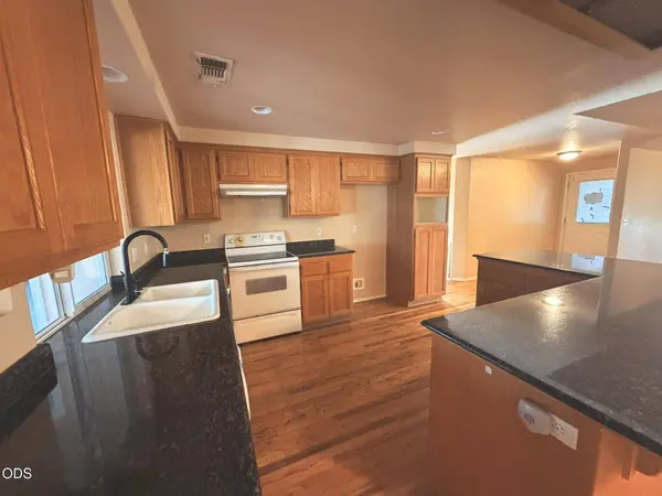 2321 Savannah DR, Central Point, OR 97502