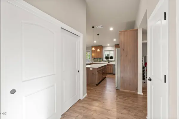 2186 Lower River RD, Grants Pass, OR 97526