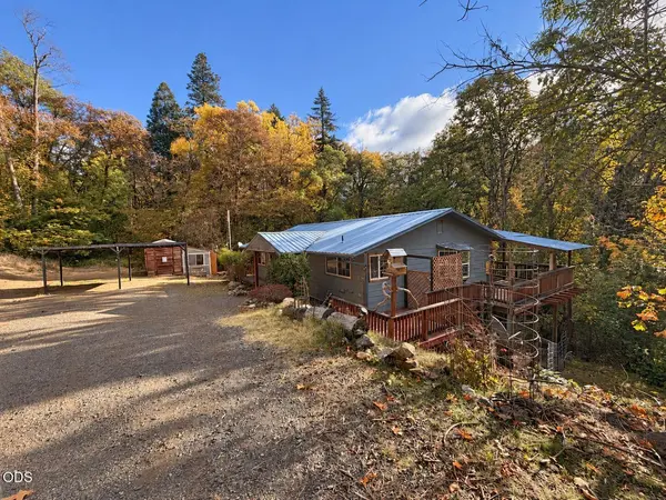 5211 Coyote Creek RD, Wolf Creek, OR 97497