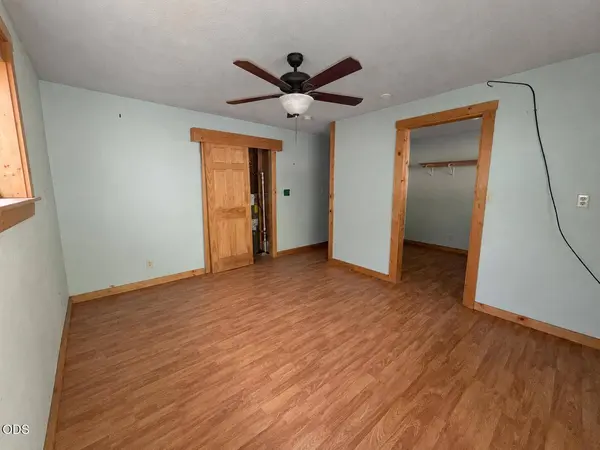 5211 Coyote Creek RD, Wolf Creek, OR 97497