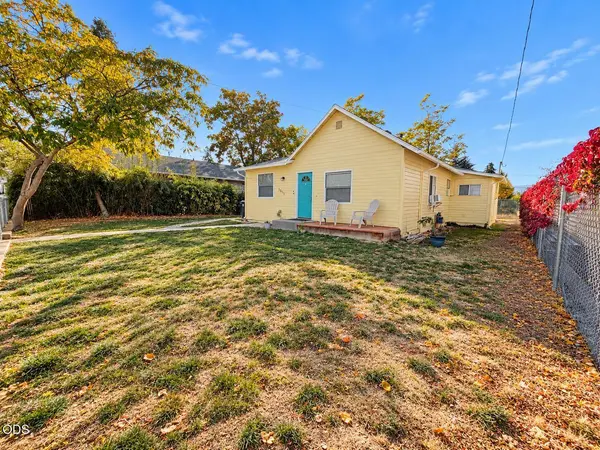 1211 Niantic ST, Medford, OR 97501