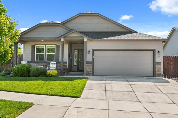 3286 Torrent ST, Medford, OR 97504