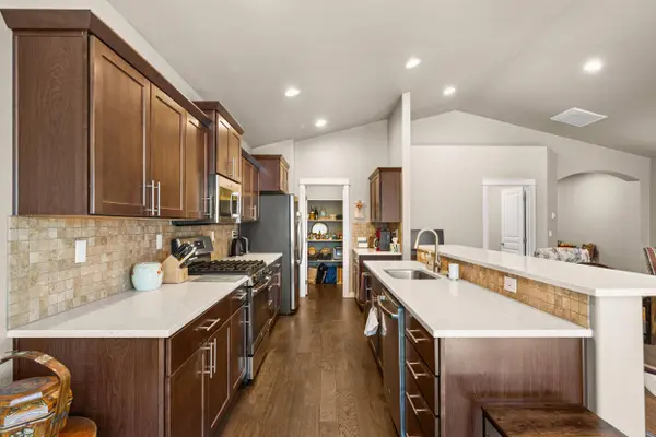 3286 Torrent ST, Medford, OR 97504