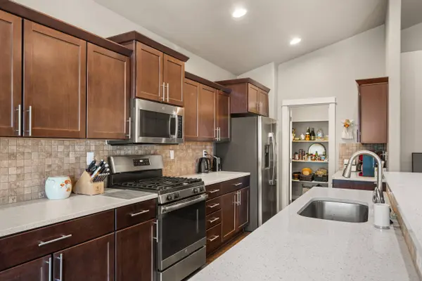 3286 Torrent ST, Medford, OR 97504