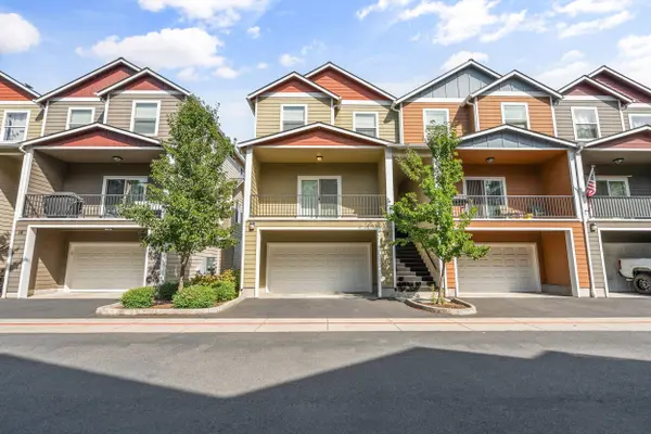 411 Berrydale AVE #15, Medford, OR 97501