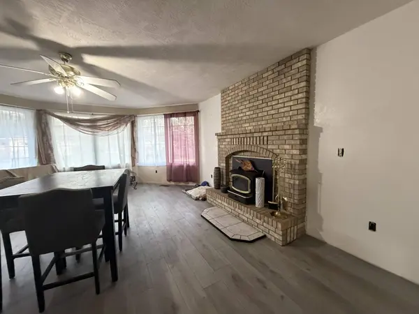 2451 Powell ST, Medford, OR 97504