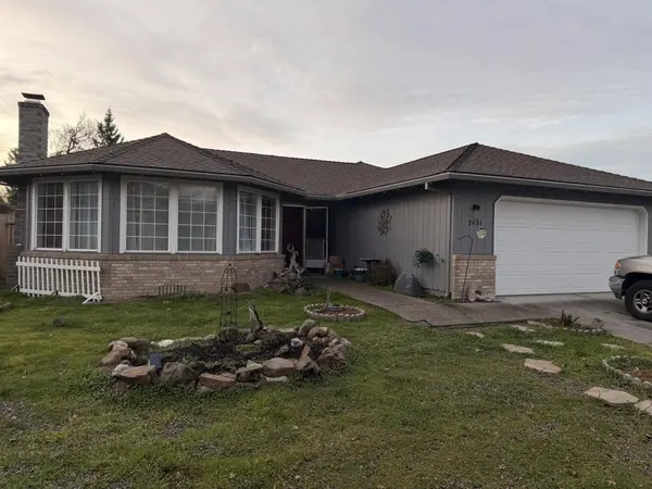 2451 Powell ST, Medford, OR 97504