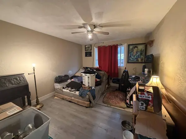 2451 Powell ST, Medford, OR 97504