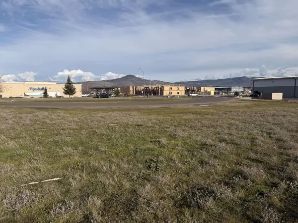 1507 Central AVE, Medford, OR 97501