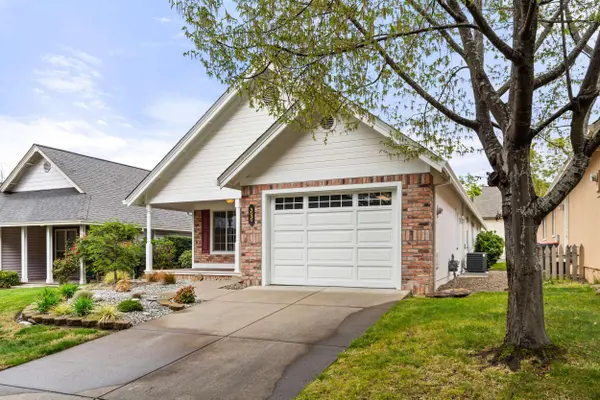 3535 Village DR, Medford, OR 97504