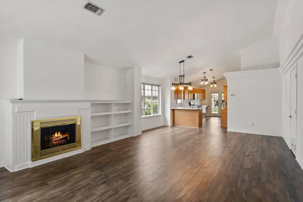 3535 Village DR, Medford, OR 97504