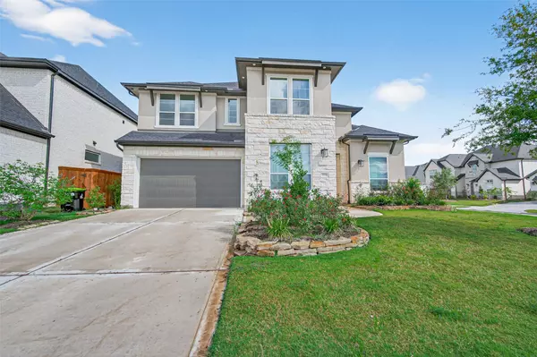 7727 Pleasant Crest DR, Fulshear, TX 77441