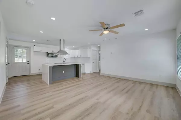 4419 Botany LN, Houston, TX 77047