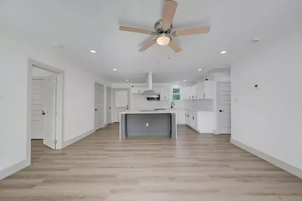 4419 Botany LN, Houston, TX 77047