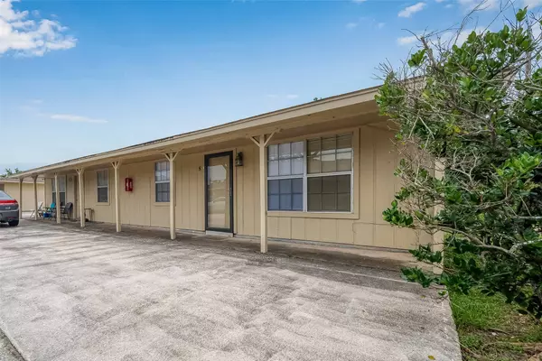 8430 Roundrock DR #8, Houston, TX 77049