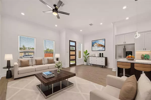 5642 Hirondel ST, Houston, TX 77033