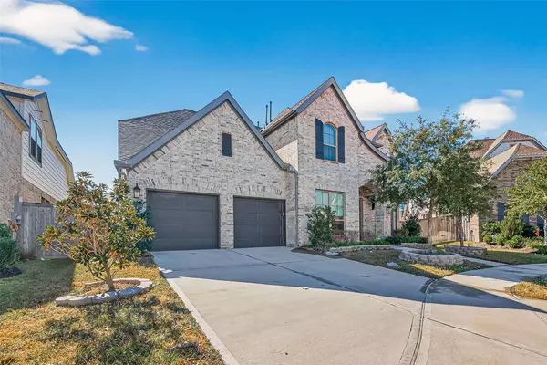26619 Vega Pointe LN, Richmond, TX 77406