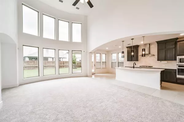 17794 Misty Brook LN, Conroe, TX 77302