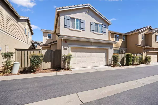 76 Crystalwood CIR, Lincoln, CA 95648