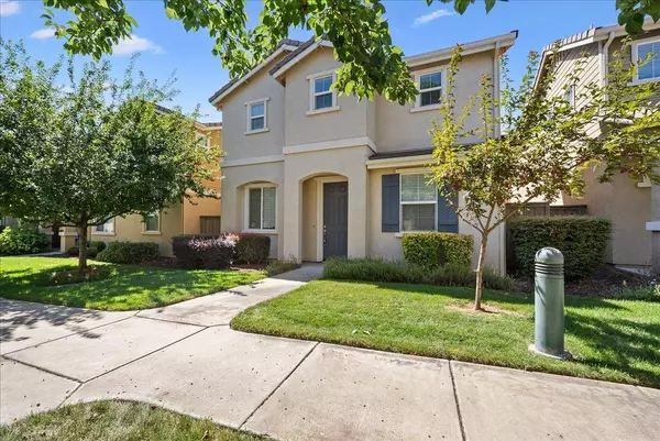 76 Crystalwood CIR, Lincoln, CA 95648