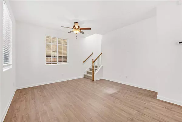 76 Crystalwood CIR, Lincoln, CA 95648