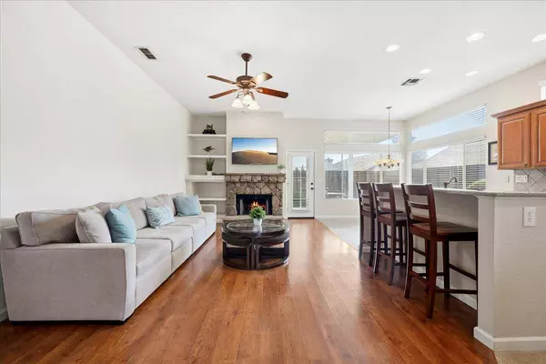 5025 Bradford DR, Rocklin, CA 95765