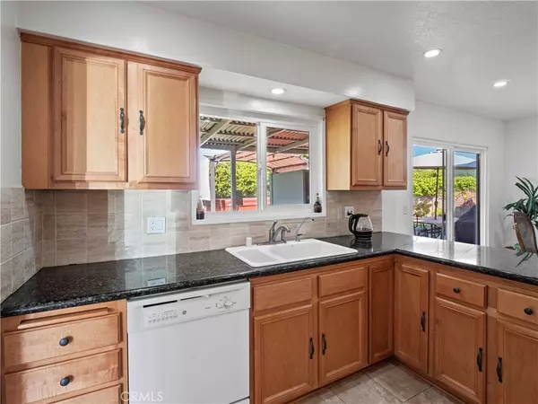 19833 Aldbury ST, Canyon Country, CA 91351