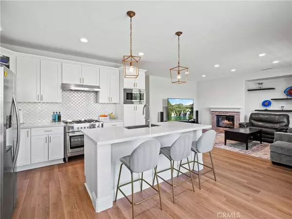 25626 Moore LN, Stevenson Ranch, CA 91381