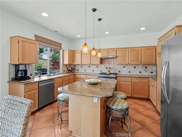 28422 Oak Valley RD, Castaic, CA 91384