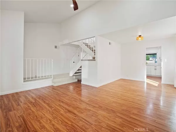 27572 Caraway LN, Saugus, CA 91350