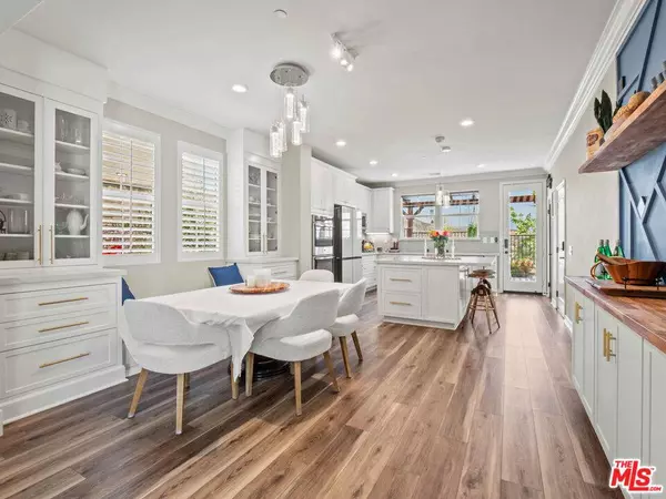 29020 Via Patina, Valencia, CA 91354