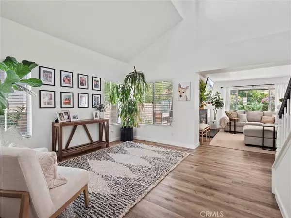 28042 Cascade RD, Castaic, CA 91384