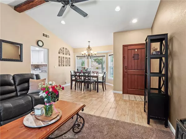 15242 Poppy Meadow ST, Canyon Country, CA 91387