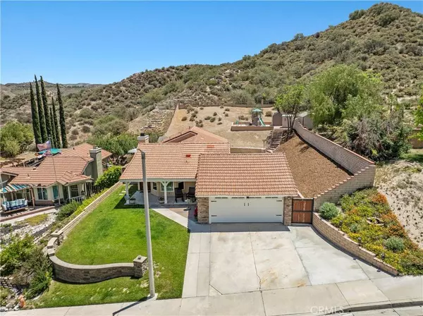 15242 Poppy Meadow ST, Canyon Country, CA 91387