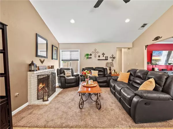 15242 Poppy Meadow ST, Canyon Country, CA 91387