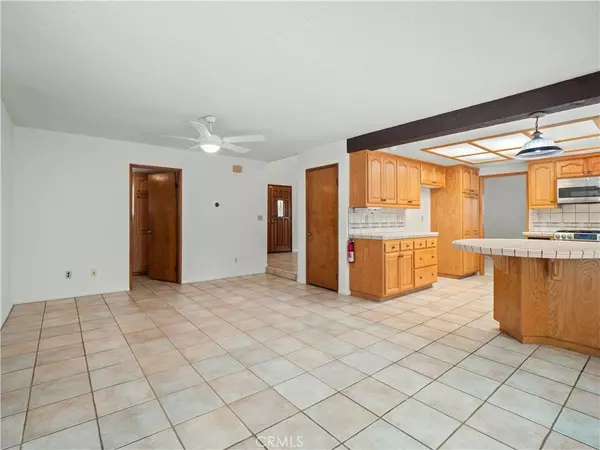 24540 Acorn CT, Newhall, CA 91321