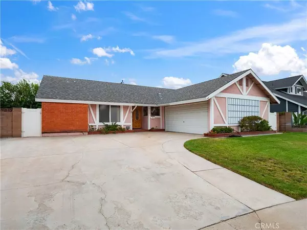 27927 Honeycomb DR, Saugus, CA 91350