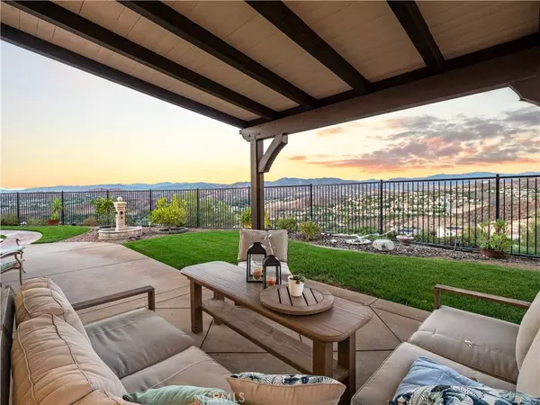 20517 Charlie, Saugus, CA 91350