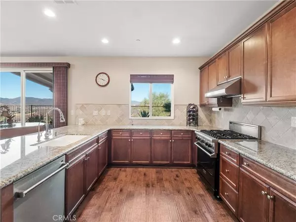 20517 Charlie, Saugus, CA 91350